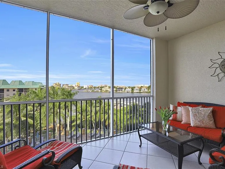 400 Flagship Dr #505 — Photo 2