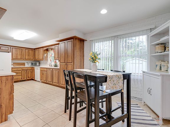 5th image of 10457 W Bairstow Ave