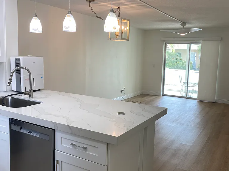 2121 NE 1st Ct #106 — Photo 1