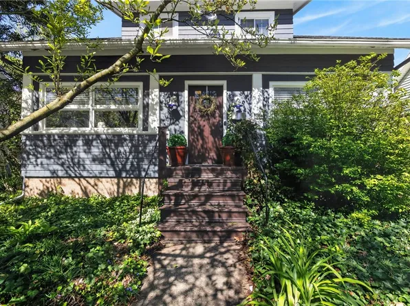 125 Fairview Ave, Rochester, NY 14619