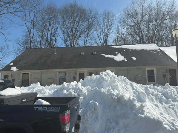 565 Smithfield Rd APT C9, North Providence, RI 02904