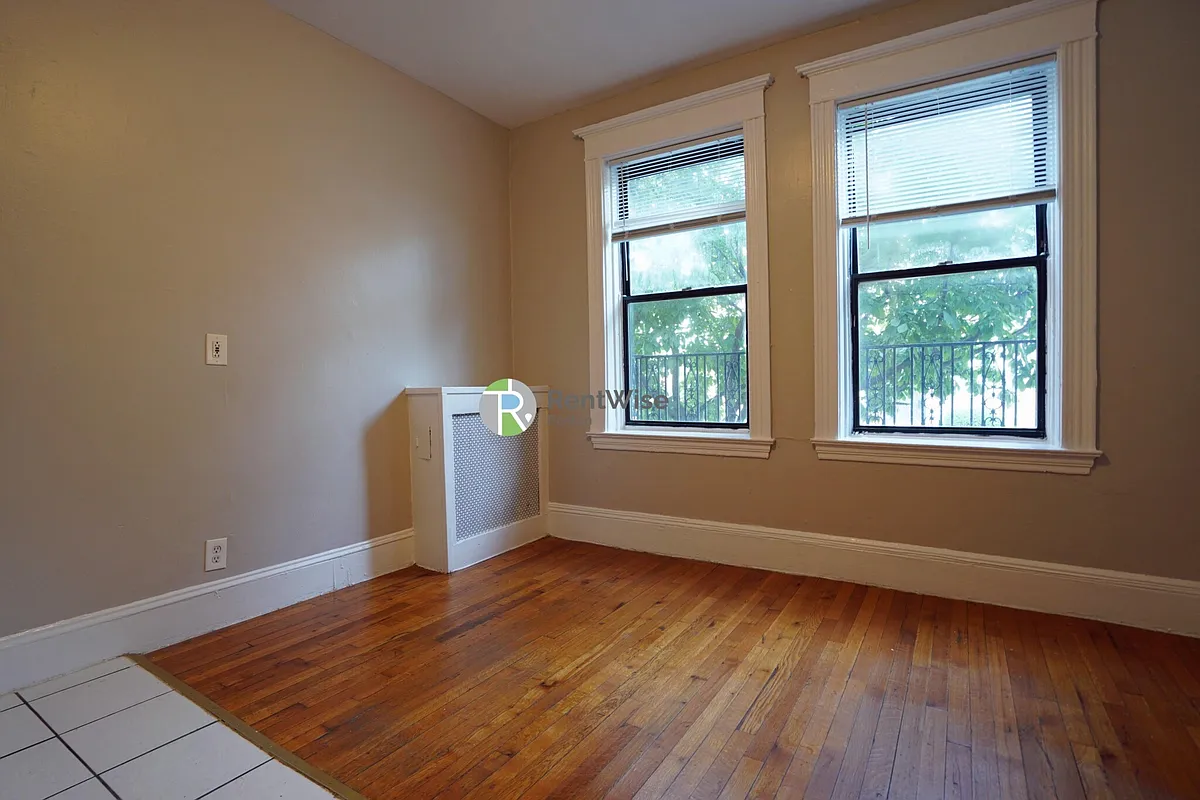 Building Photo - 50 Park Vale Ave #18