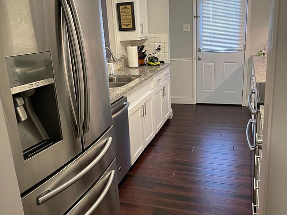 5th image of 11321 Park Central Pl