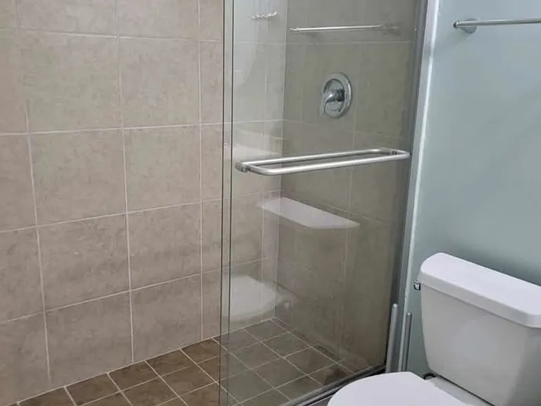 955 Tree Top Dr — Photo 10