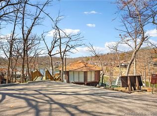 137 Tree Top Dr #7, Four Seasons, MO 65049