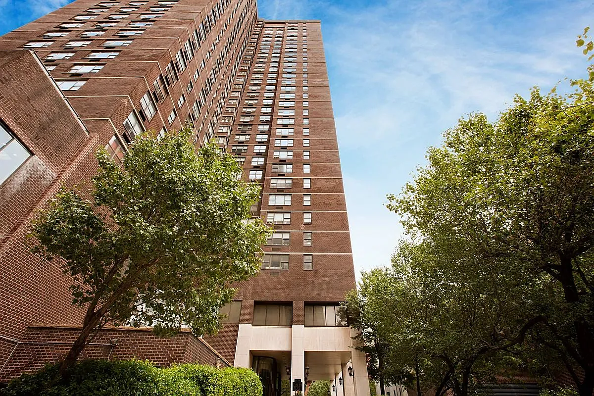 Building Photo - 201 E 87th St #29C