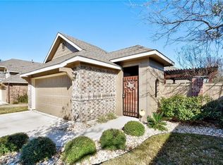 502 Stonewood Ln, Buda, TX 78610