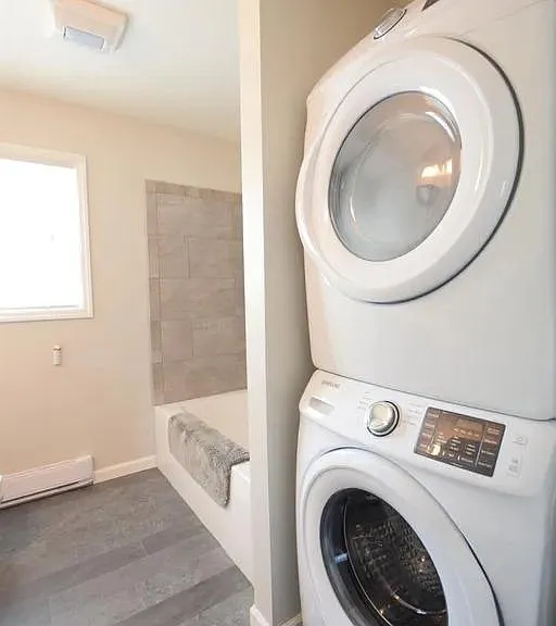 125 Elmira Rd #A — Photo 2