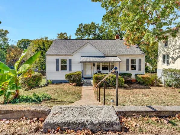 2120 Holley Rd NE, Roanoke, VA 24012