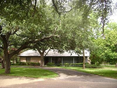 1st image of 508 Whispering Oaks Dr