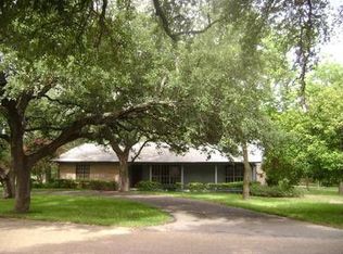 508 Whispering Oaks Dr, Salado, TX 76571