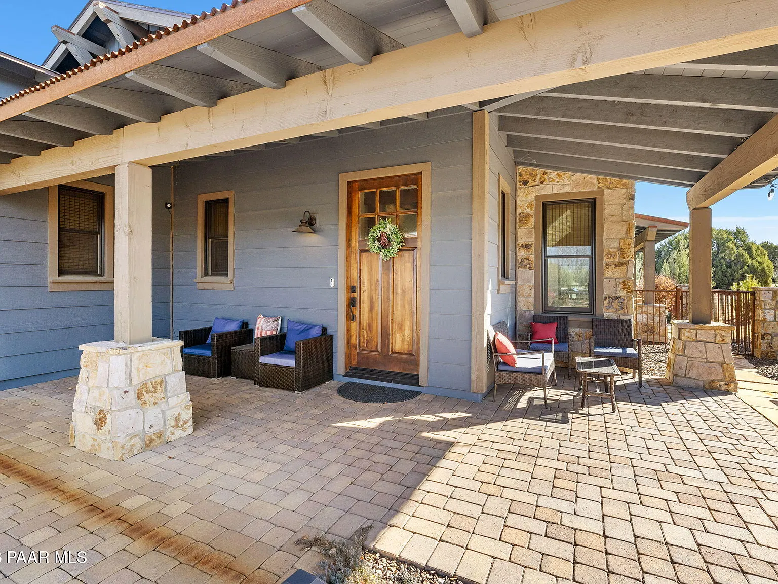 3 bed, 2.5 bath, 1987 sqft, $4,670 — Photo 3