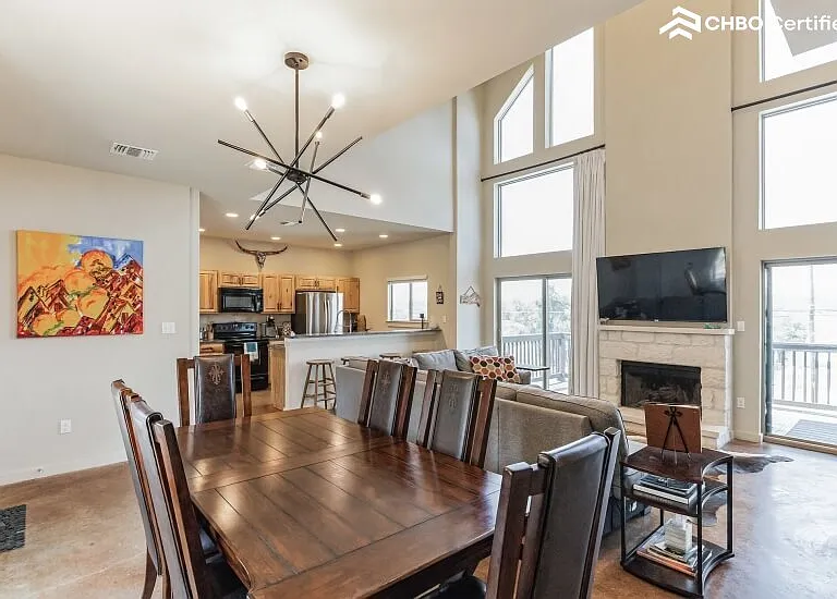 10119 Longhorn Skyway — Photo 4