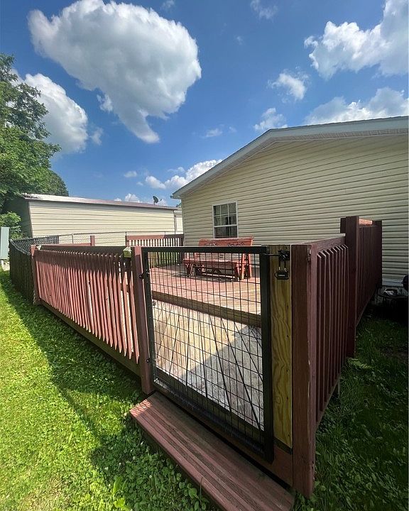 2nd image of 1006 Overlook Dr