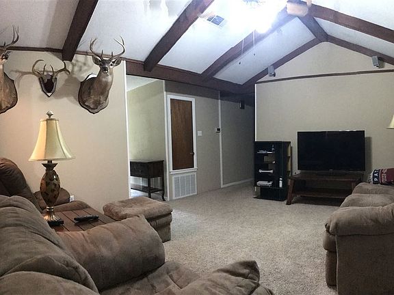 4th image of 164 Belaire Dr