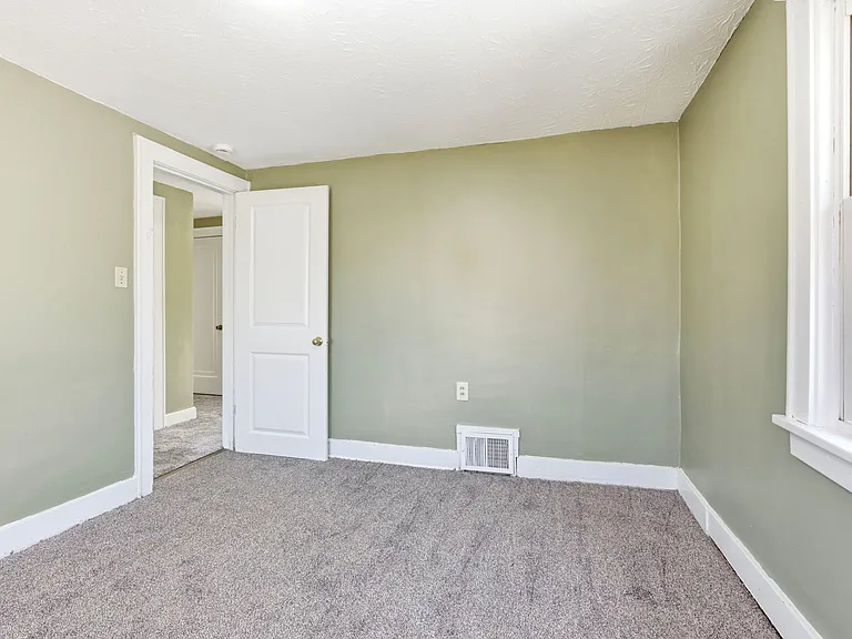 766 Lafollette St — Photo 16
