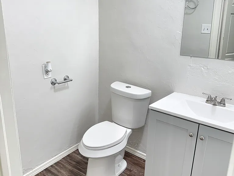 1529 N McKinley Ave #A — Photo 11