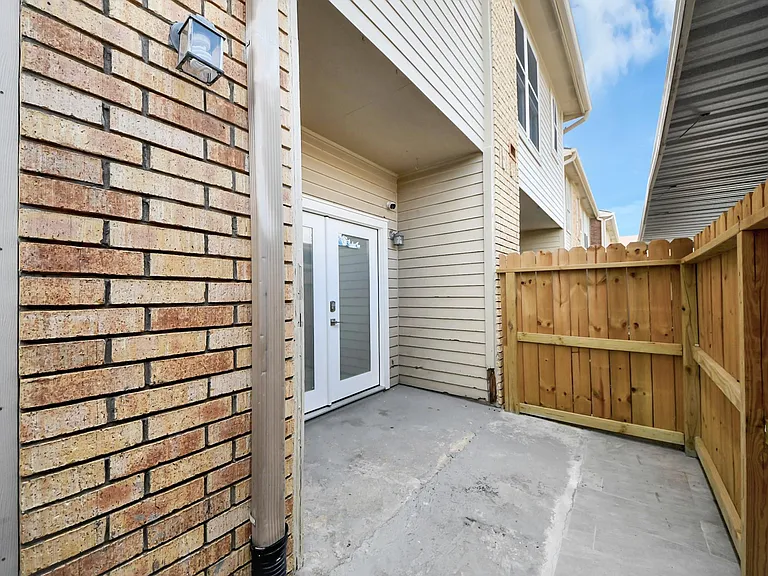 3600 Jeanetta St #2002 — Photo 28