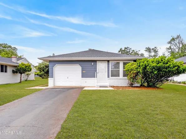 7 Bonasse Street, Toms River, NJ 08757