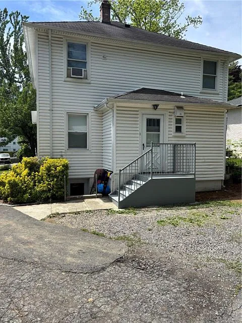 261 Schenck Ave #1