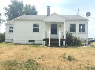 320 W Monroe St, Hecker, IL 62248