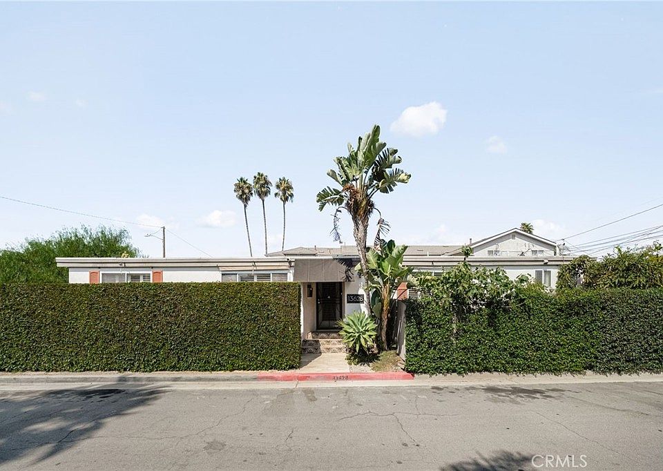 1st image of 13628 S Mariposa Ave