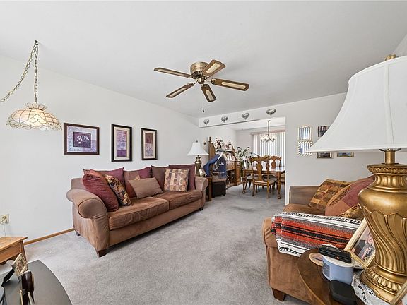 3rd image of 13479 Louise Dr
