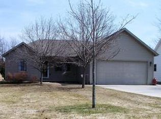 77 S Saint Clair St, Port Sanilac, MI 48469