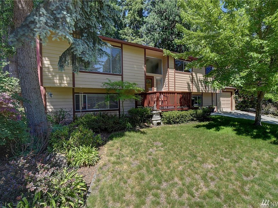 1st image of 10702 NE 138th Pl