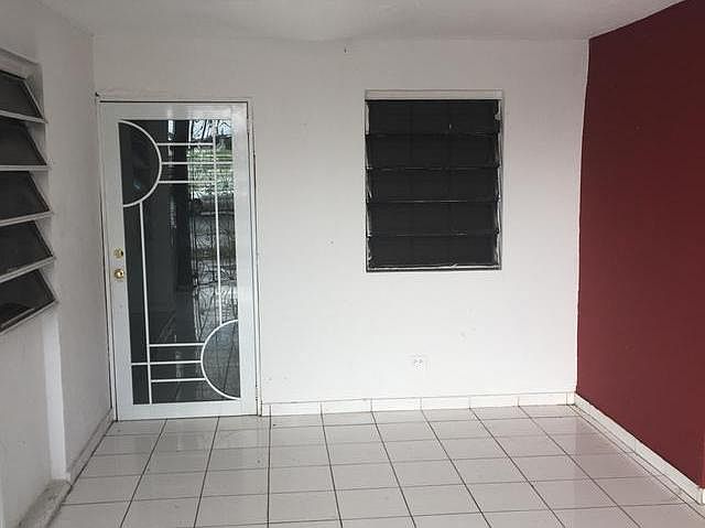 2nd image of 873 Calle Galapagos