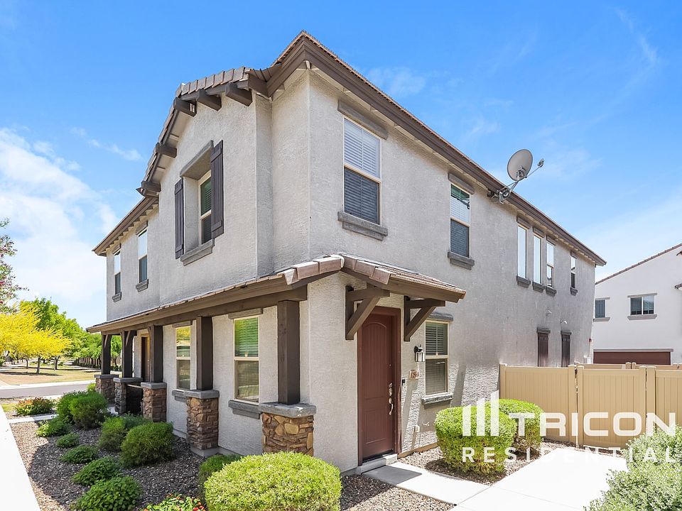 1st image of 12568 W Lindbergh Dr