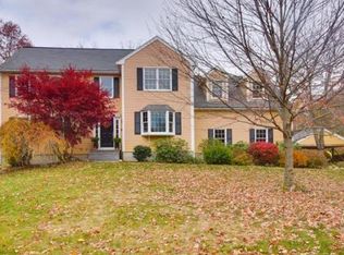 255 Marshall St, Holliston, MA 01746