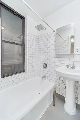 Rented by Living New York | media 2