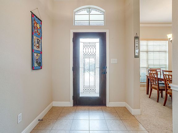 4th image of 9815 Ravenswood Rd