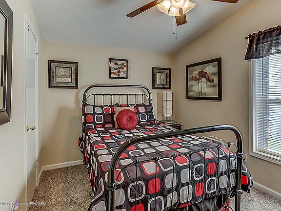 5th image of 7692 Southaven Cir W