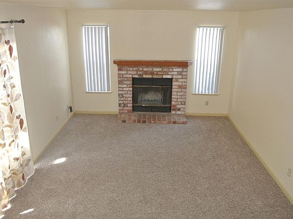 4th image of 619 Lunardi Way