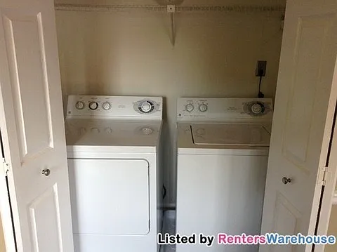 1633 Oak Chase Ct — Photo 11