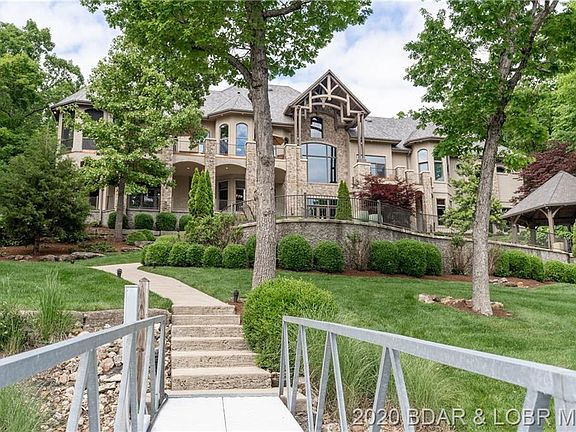 3rd image of 421 Grey Oak Dr