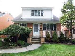 15205 Fernway Ave, Cleveland, OH 44111