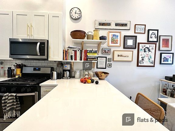 3rd image of 191 Jefferson Ave #4C