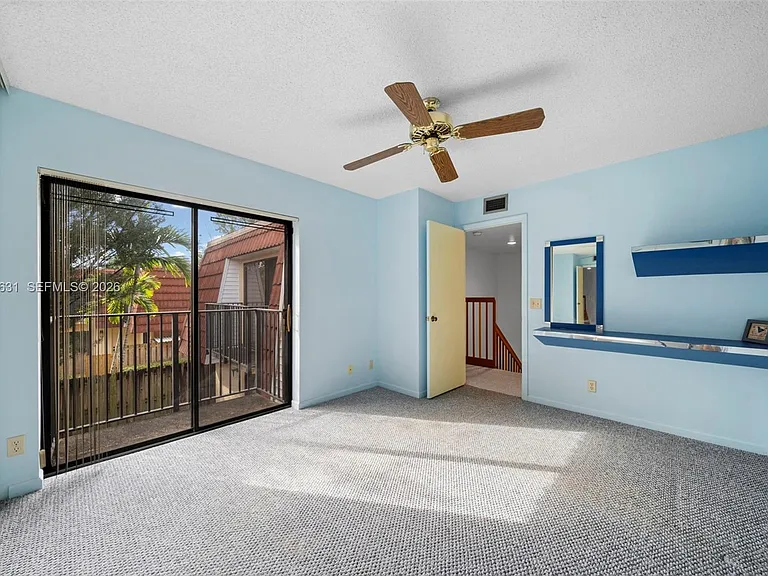 713 NW 99th Cir — Photo 11
