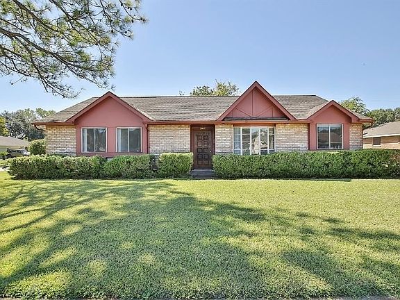 2nd image of 4703 Woodmont Dr