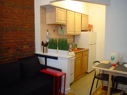 Rented by Chartwell Manhattan Realty | media 15