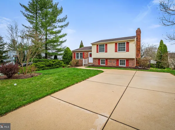 3 Hurst Oak Ct, Baltimore, MD 21236