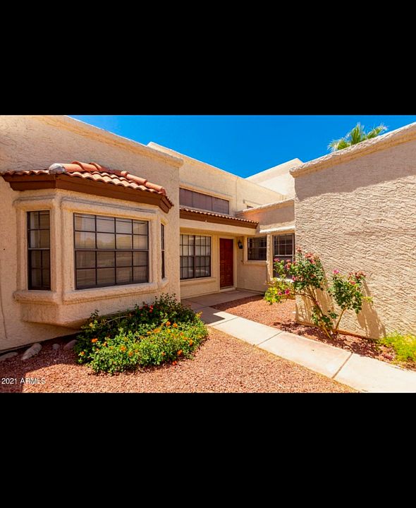 1st image of 1825 E Vinedo Ln