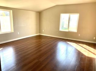 613 Adams St #B, Grandview, WA 98930