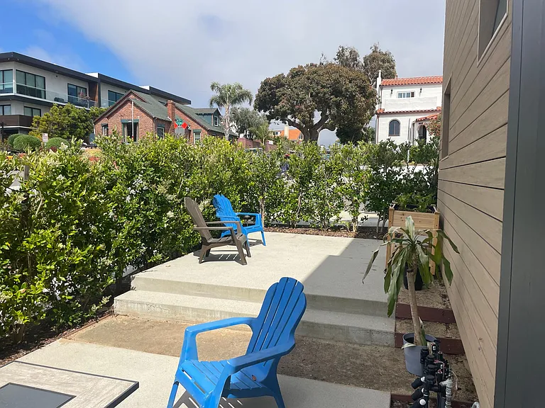 1007 S Juanita Ave #F — Photo 21
