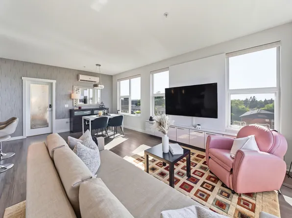 9366 Tomicki Ave #506, Richmond, BC V6X 0C4