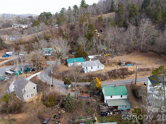 4th image of 99999 Lookout Rd #2