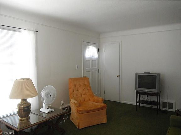 5th image of 12900 York Blvd